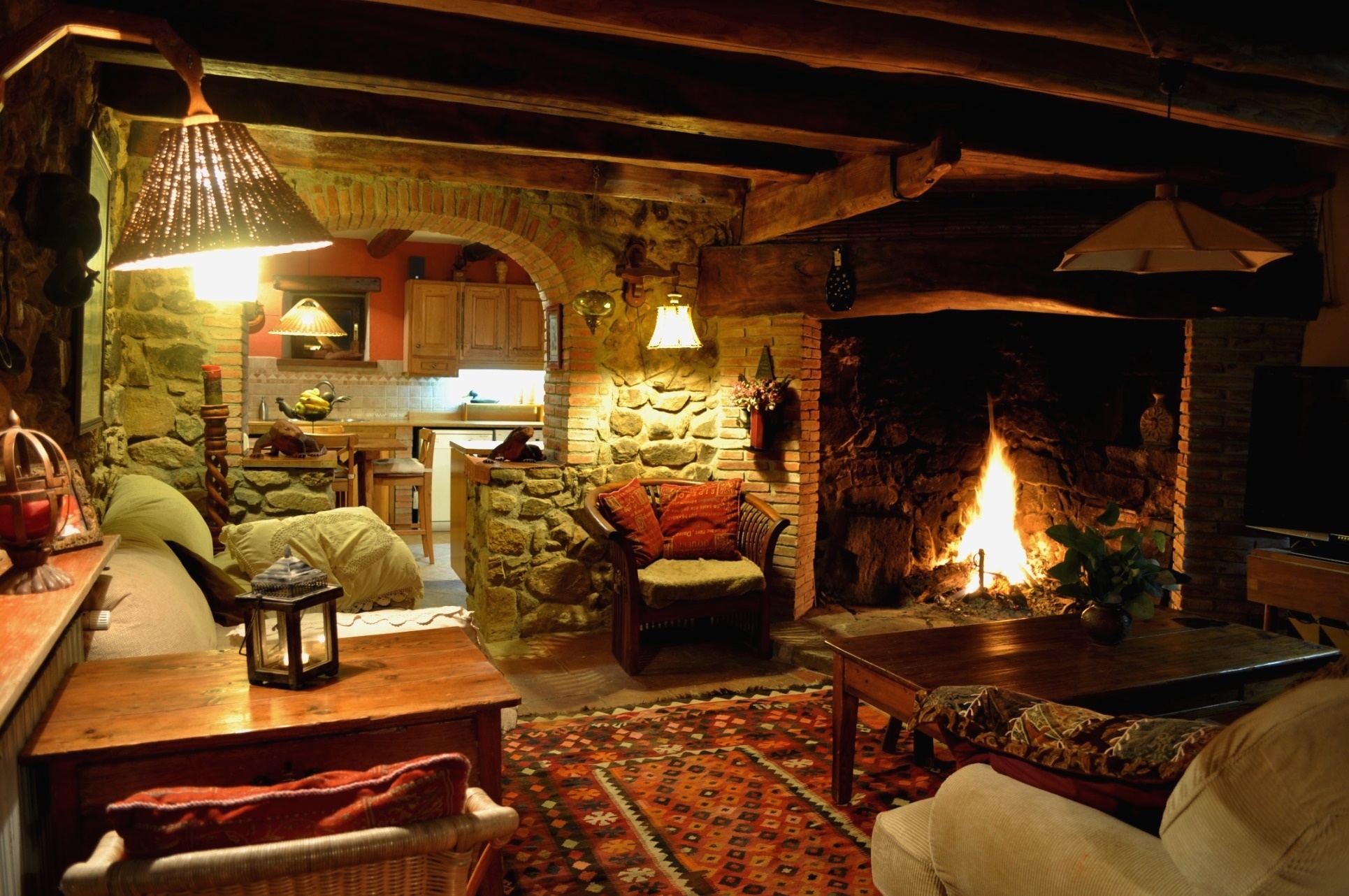 estancia con chimenea